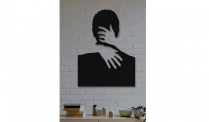 Wood Abstract Man Hug Wall Art | Gosawa Beirut Deal